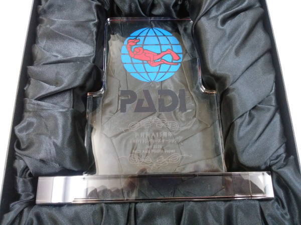 PADI 15周年 表彰盾